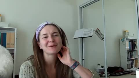 Heidi Brenner - Please check bio for schedule  FAQ online show from 12.08.24