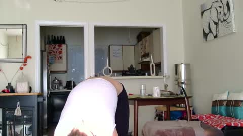 Heidi Brenner - Please check bio for schedule  FAQ online show from 10.03.25