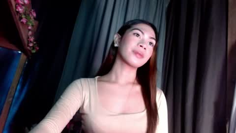 sweet_vell online show from 06.08.26
