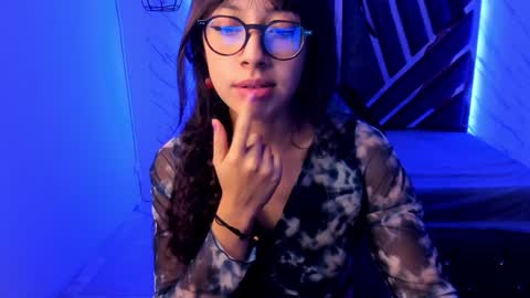 sweet_venus4 online show from 01.03.25