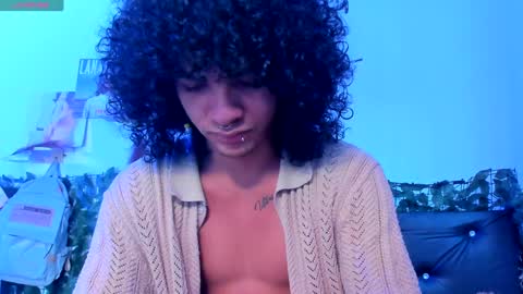 Steven independent model online show from 12.02.24