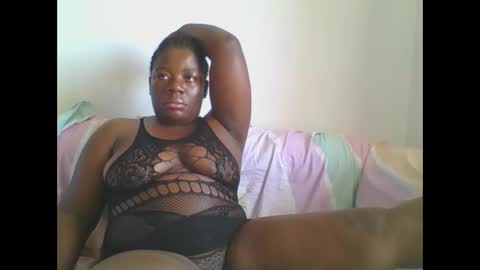 Snapshot of sweetafricangal chatting on 02.12.25 NASHA online show from 02.12.25