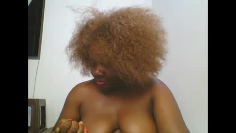 Snapshot of sweetafricangal chatting on 03.07.25 NASHA online show from 03.07.25