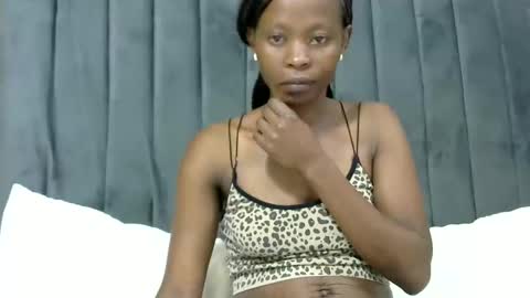 LIANAH online show from 12.17.25