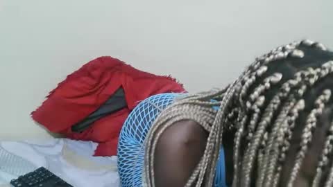 Malia online show from 10.20.25