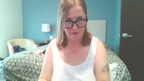 Snapshot of sweetandnaughty123 chatting on 10.07.25 sweetandnaughty123 online show from 10.07.25