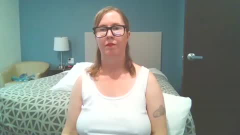 Snapshot of sweetandnaughty123 chatting on 10.20.25 sweetandnaughty123 online show from 10.20.25