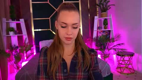 SweetAngellic online show from 09.21.25