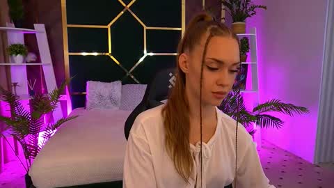 SweetAngellic online show from 10.12.25