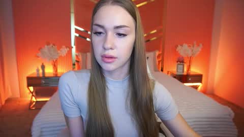 SweetAngellic online show from 10.14.25