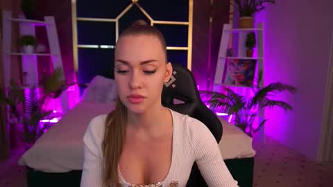 SweetAngellic online show from 10.15.25