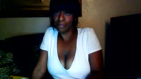 sweetaztee online show from 09.12.25