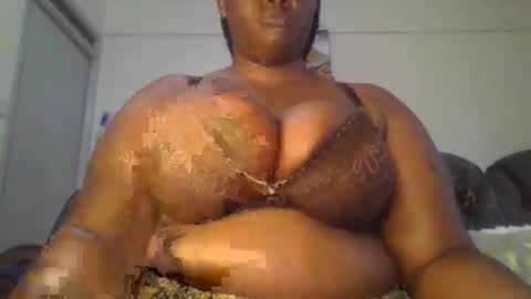 Snapshot of sweetbaby46 chatting on 09.19.25 sweetbaby46 online show from 09.19.25