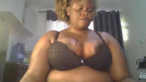 Snapshot of sweetbaby46 chatting on 10.05.25 sweetbaby46 online show from 10.05.25