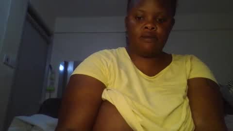 Snapshot of sweetbaby46 chatting on 10.11.25 sweetbaby46 online show from 10.11.25