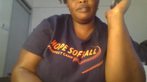 Snapshot of sweetbaby46 chatting on 10.13.25 sweetbaby46 online show from 10.13.25