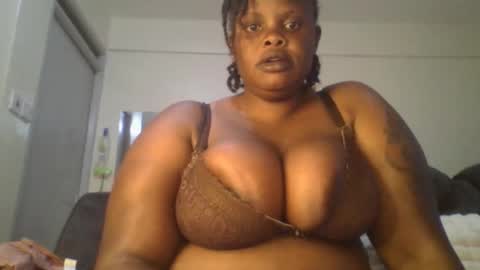 Snapshot of sweetbaby46 chatting on 11.03.25 sweetbaby46 online show from 11.03.25