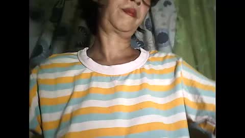 Snapshot of sweetbella24 chatting on 01.14.26 im anne online show from 01.14.26