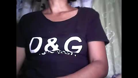 Snapshot of sweetbella24 chatting on 02.16.26 im anne online show from 02.16.26