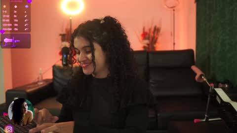 Salom independent model online show from 01.03.25