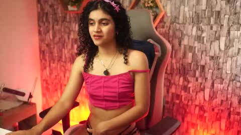 Salom independent model online show from 03.25.26