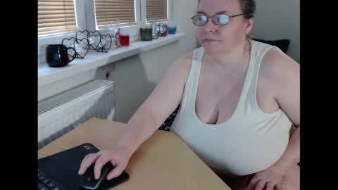 Sweetboobs85h online show from 02.07.25