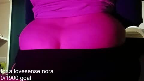 Snapshot of sweetcalciferr chatting on 11.23.25 sweetcalciferr online show from 11.23.25