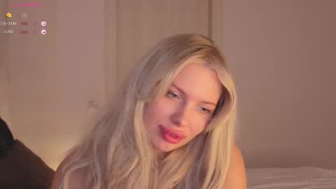 Snapshot of sweetcherryblonde chatting on 10.22.25 Barbie online show from 10.22.25