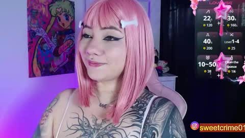       Independent model online show from 11.21.25