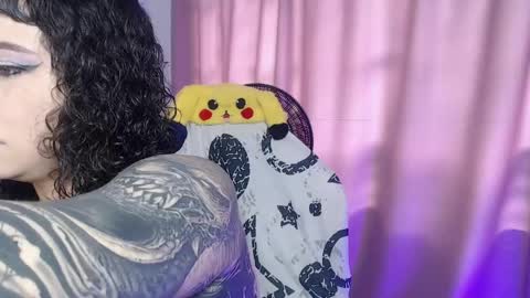       Independent model online show from 05.19.26