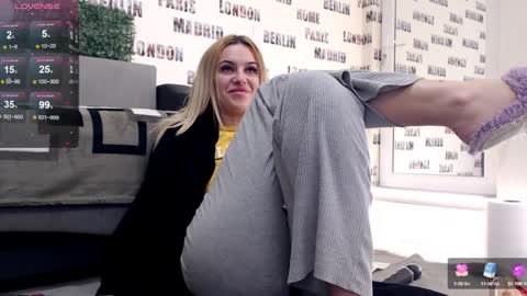 Snapshot of sweetdaiana23 chatting on 01.18.25 Daiana Onlyfans - Blonddaiana online show from 01.18.25