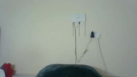 Snapshot of sweetdarkskin chatting on 03.08.25 CLARIS online show from 03.08.25