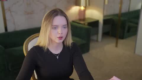 Amelia online show from 09.24.25