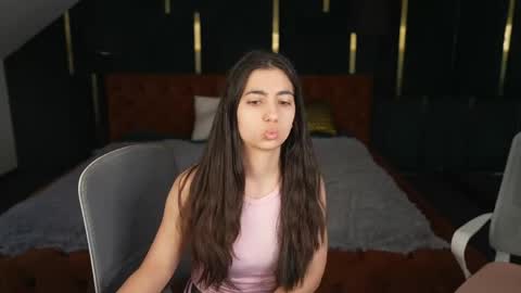 Snapshot of sweetdesiree_ chatting on 04.13.26 Amelia online show from 04.13.26