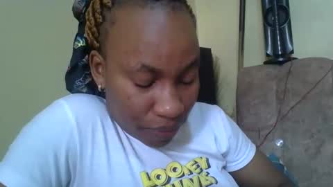 Snapshot of sweetdiva2012 chatting on 09.24.25 sweetdiva2012 online show from 09.24.25