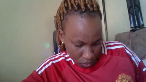 Snapshot of sweetdiva2012 chatting on 10.01.25 sweetdiva2012 online show from 10.01.25