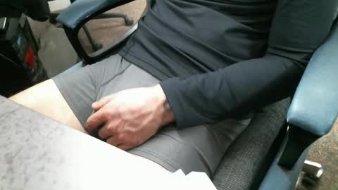 Snapshot of sweetdong chatting on 02.16.25 Stick around its a grower online show from 02.16.25