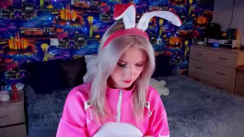 Snapshot of sweeterose chatting on 10.01.25 sweeteRose online show from 10.01.25