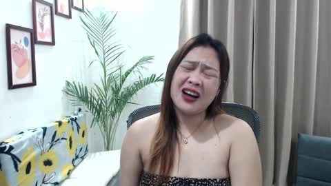 Snapshot of sweetestsmile_ chatting on 01.12.25 Khaye online show from 01.12.25