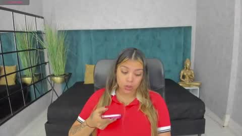 Snapshot of sweetfabianaxl chatting on 07.16.26 Fabiana online show from 07.16.26