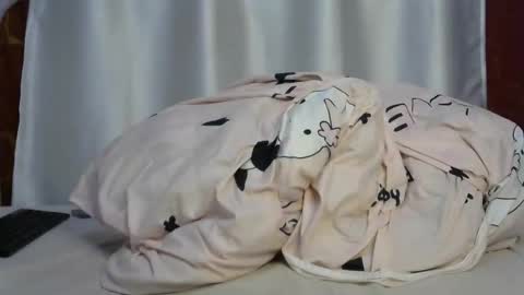 sweetfee online show from 09.11.25