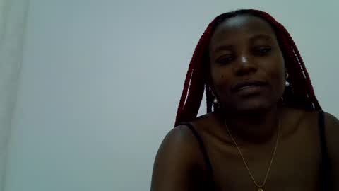 Snapshot of sweetfel chatting on 09.11.25 sweetfel online show from 09.11.25