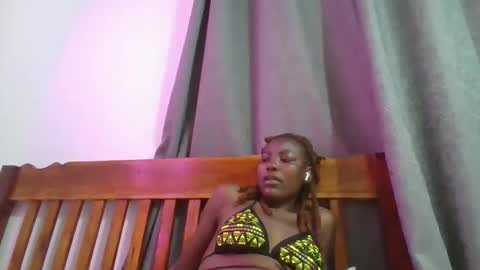 sweetfel online show from 10.26.25