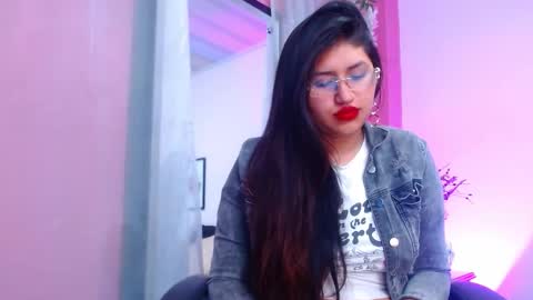 Snapshot of sweetgh_ chatting on 09.28.25 Sweet online show from 09.28.25