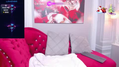 Snapshot of sweetgirl4u_ chatting on 12.20.24 MIA online show from 12.20.24