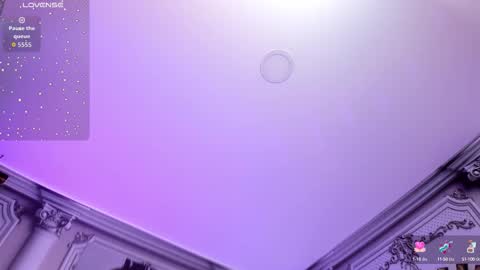 Snapshot of sweetgirl4u_ chatting on 09.30.25 MIA  online show from 09.30.25