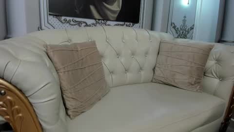 Snapshot of sweetgirl4u_ chatting on 10.15.25 MIA  online show from 10.15.25