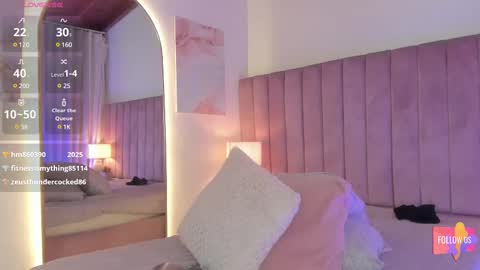 Snapshot of sweetgirl______ chatting on 03.10.25 Dulce online show from 03.10.25