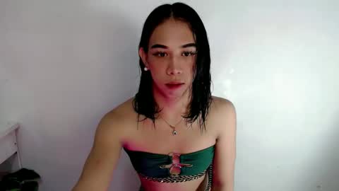 Snapshot of sweetgirl_acxx chatting on 05.17.26 Just call me AC online show from 05.17.26