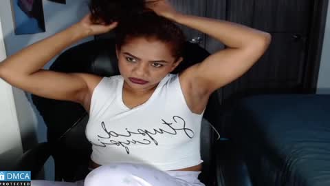 Snapshot of sweetgirlm_ chatting on 01.09.25 Any online show from 01.09.25